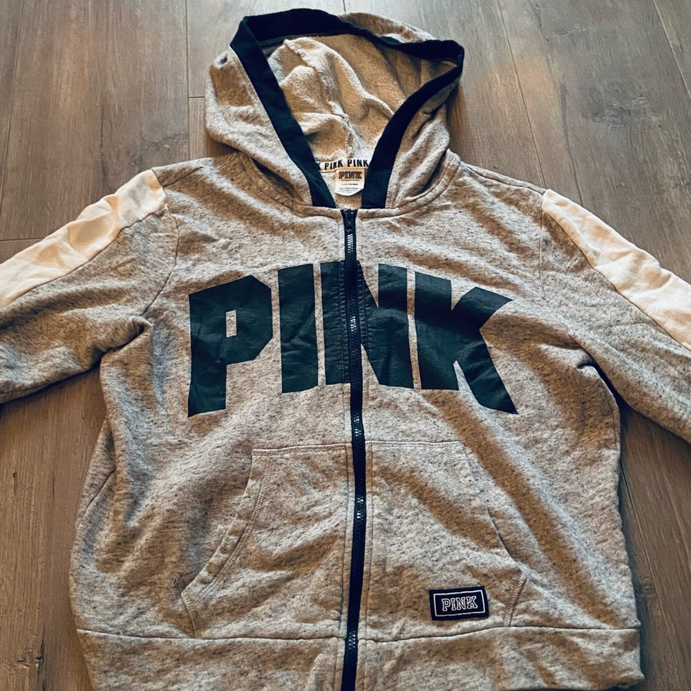 Pink vs zip up